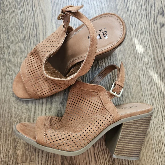 a.n.a Madelyn open toe slingback bootie sandals chunky block heel brown 7 - Picture 1 of 10